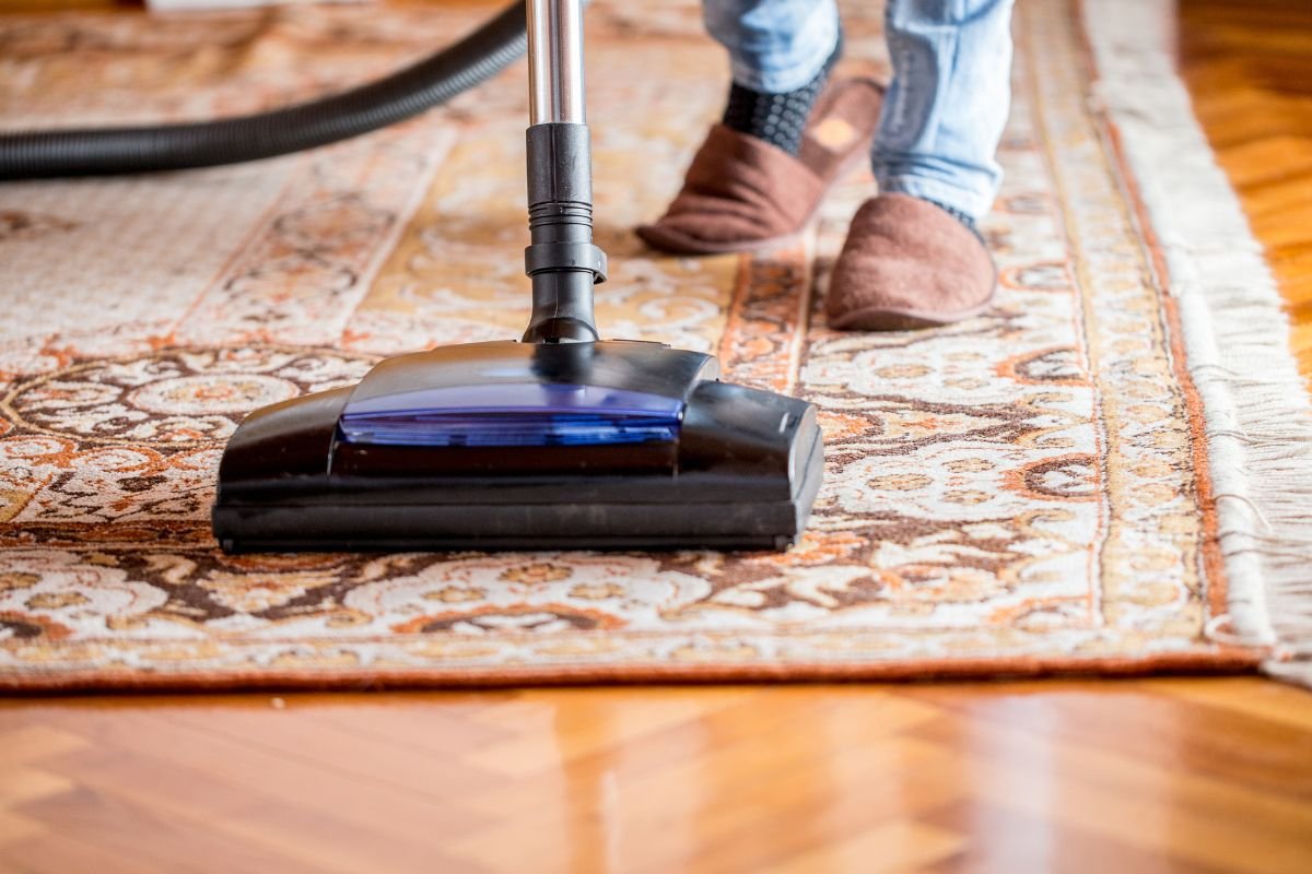can you use a carpet cleaner on a rug